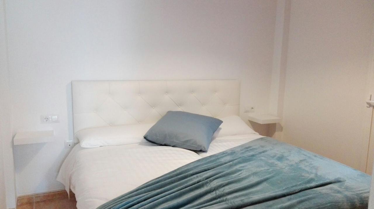 Carabeo Apartman Nerja Kültér fotó